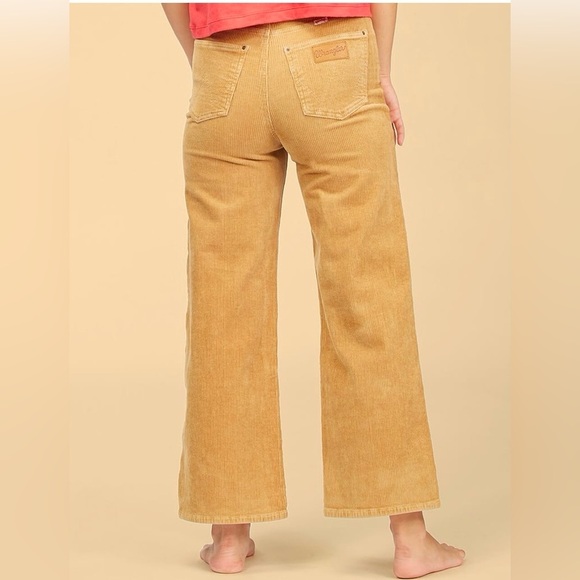 Billabong x Wrangler The Retro Corduroy Pants. Size 30 - Picture 2 of 11